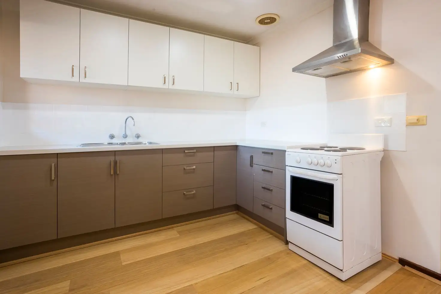 Main view of Homely unit listing, 15/79 Leonard Street, Victoria Park WA 6100
