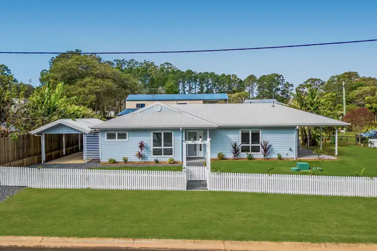 Fifth view of Homely house listing, 7 Peter Court, Macleay Island QLD 4184