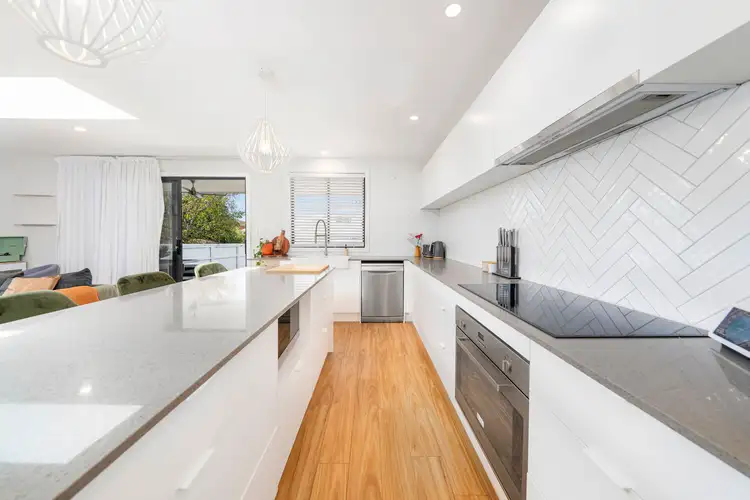 29 Bell Street, Ormiston QLD 4160