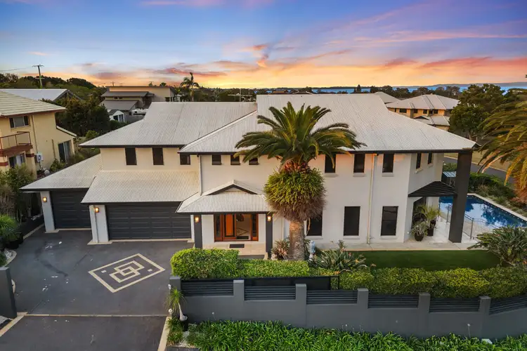 6 Keirnan Street, Redland Bay QLD 4165
