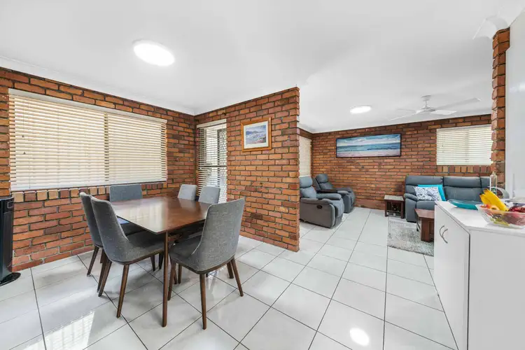 Sixth view of Homely villa listing, Unit 4/102-104 Cumberland Drive, Alexandra Hills QLD 4161