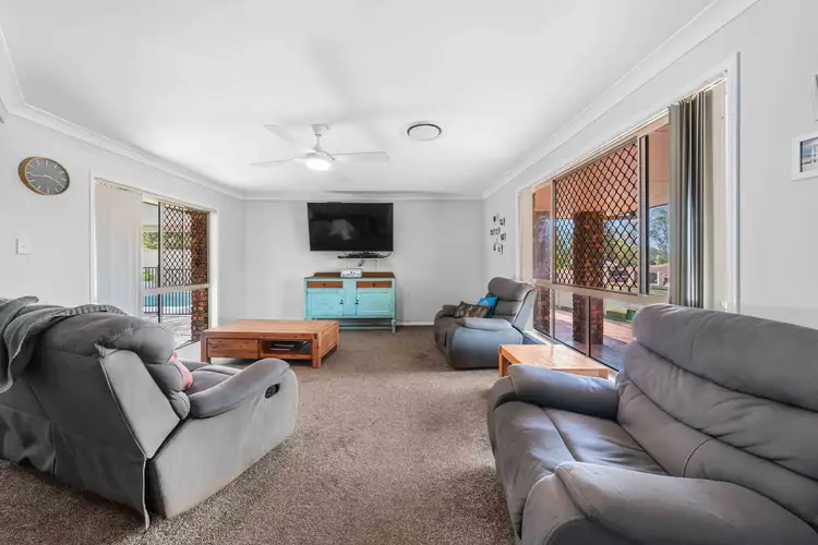Second view of Homely house listing, 2 Isobell Court, Wellington Point QLD 4160