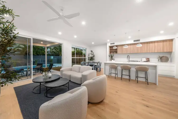 Second view of Homely house listing, 10 Ormiston Grove, Ormiston QLD 4160