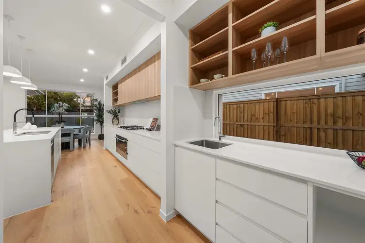 Fourth view of Homely house listing, 10 Ormiston Grove, Ormiston QLD 4160