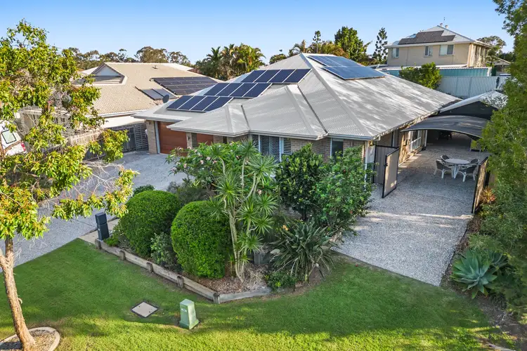 1 Pyrus Place, Redland Bay QLD 4165