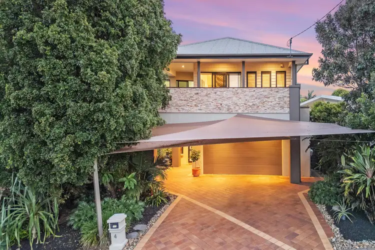 4 Oak Street, Ormiston QLD 4160
