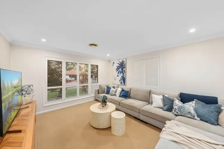 Second view of Homely house listing, 8 Lanaglen Drive, Birkdale QLD 4159