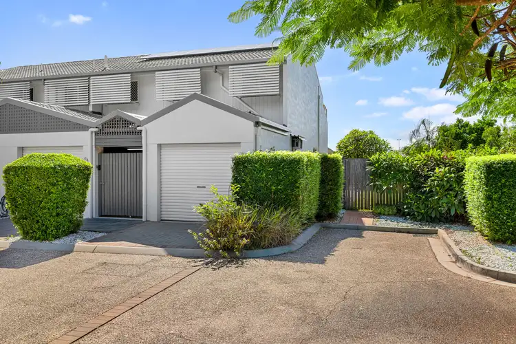Main view of Homely townhouse listing, 15/2-12 Queen Street, Cleveland QLD 4163