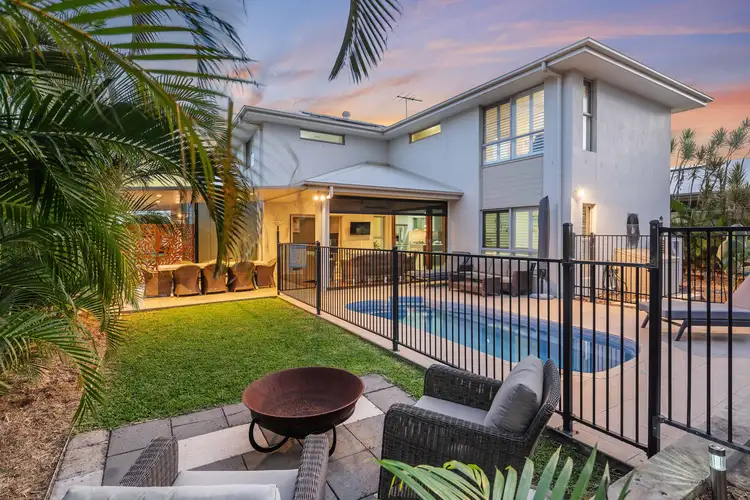 Second view of Homely house listing, 5 Maged Place, Thornlands QLD 4164