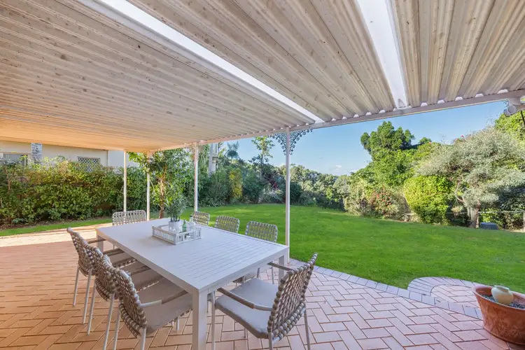 Third view of Homely house listing, 8 Waverley Court, Ormiston QLD 4160