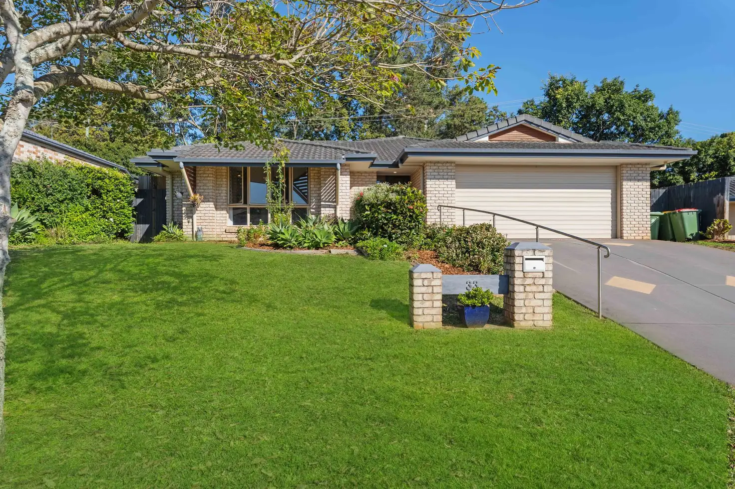 Main view of Homely house listing, 33 Spinnaker Circuit, Redland Bay QLD 4165