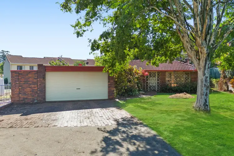 21 Angela Crescent, Cleveland QLD 4163