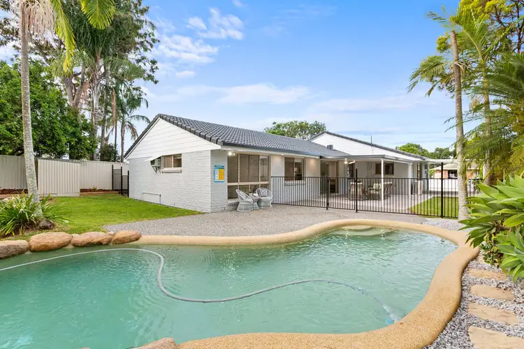 16 Tulloch Drive, Wellington Point QLD 4160