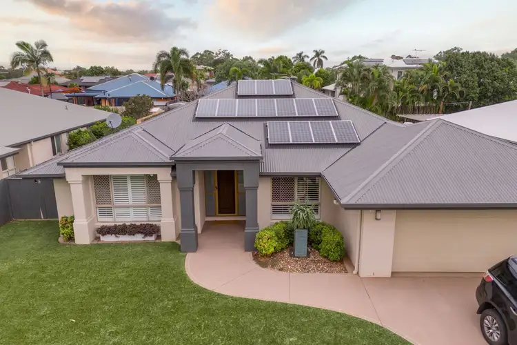 10 Lanaglen Drive, Birkdale QLD 4159