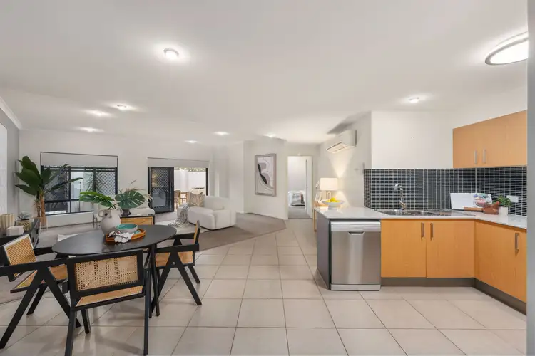 2/2 Fitzroy Street, Cleveland QLD 4163