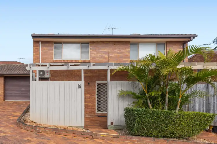 Unit 18/164-172 Wellington Street, Ormiston QLD 4160