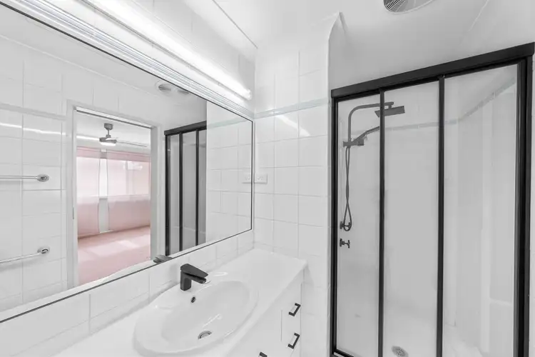 Fifth view of Homely unit listing, Unit 18/164-172 Wellington Street, Ormiston QLD 4160