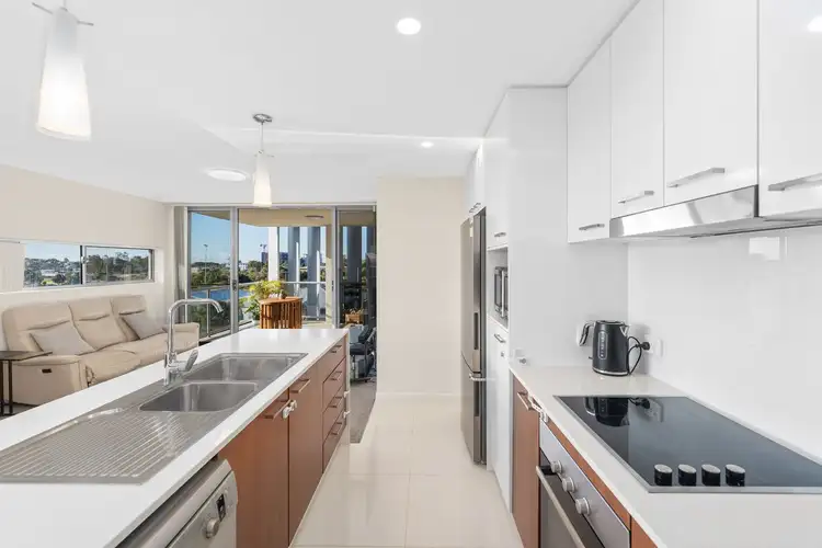 Sixth view of Homely unit listing, 9/65 Ronald Street, Wynnum QLD 4178