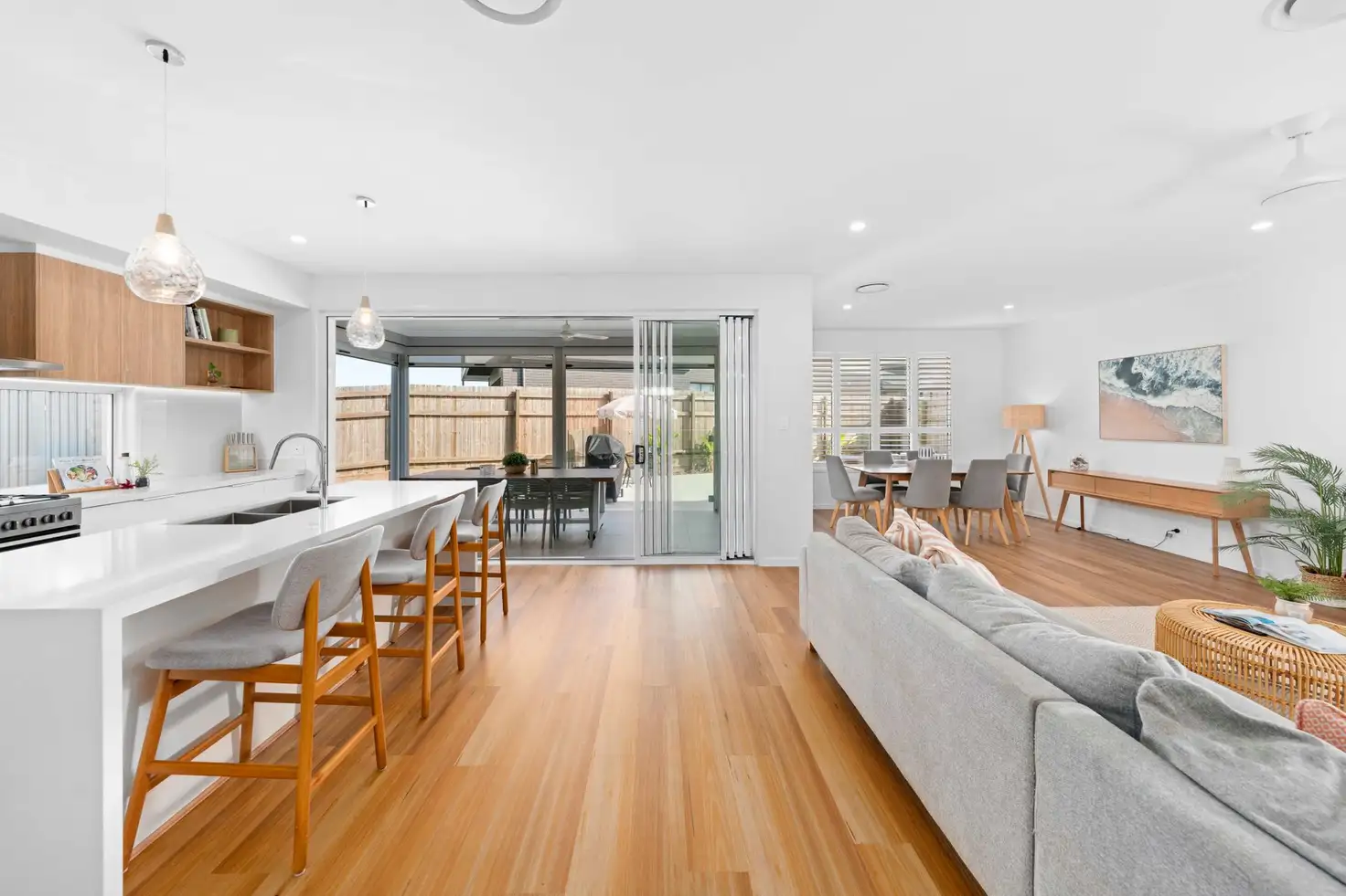 Main view of Homely house listing, 2 Radiance Crescent, Thornlands QLD 4164