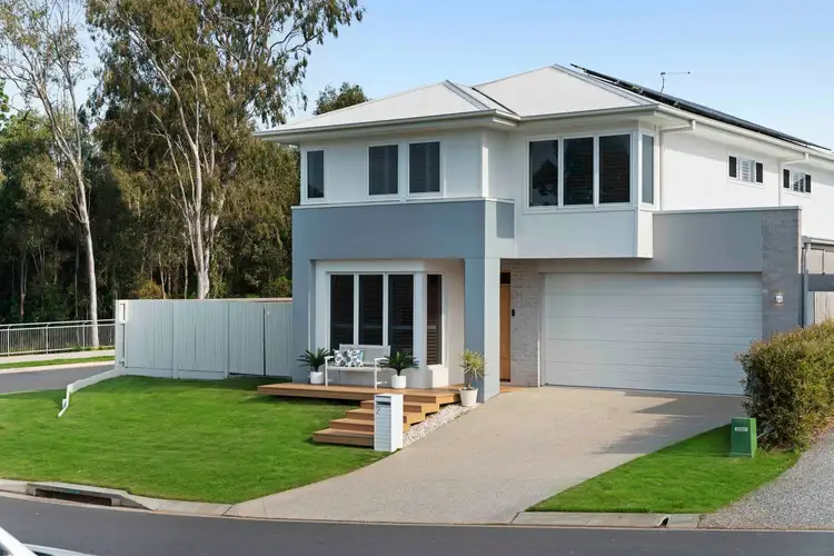 Second view of Homely house listing, 2 Radiance Crescent, Thornlands QLD 4164