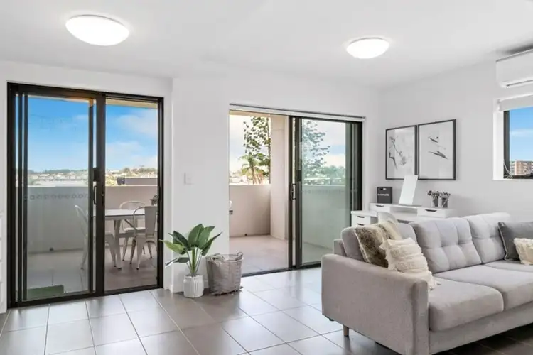 Fifth view of Homely unit listing, 5/997 Wynnum Road, Cannon Hill QLD 4170