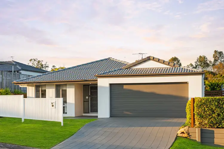 28 Aqua Crescent, Redland Bay QLD 4165