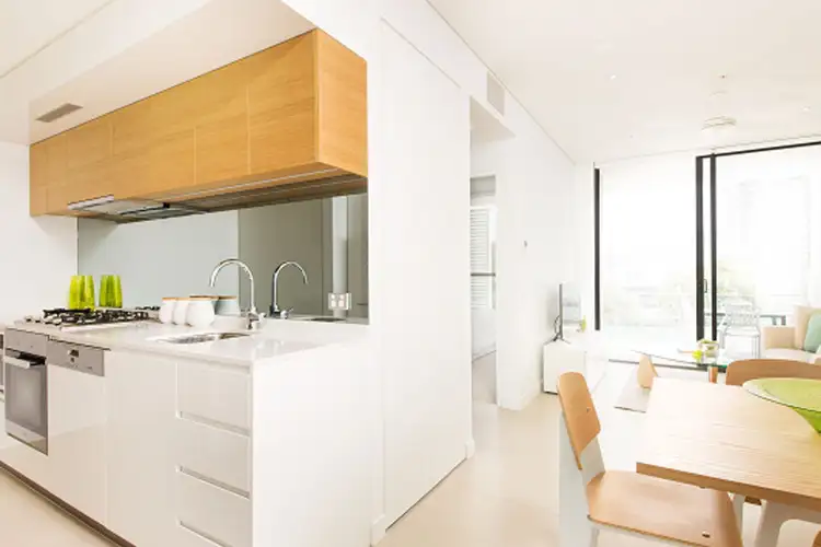 33 Remora Road
