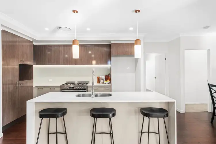 Second view of Homely house listing, 5 Cardwell Circuit, Thornlands QLD 4164