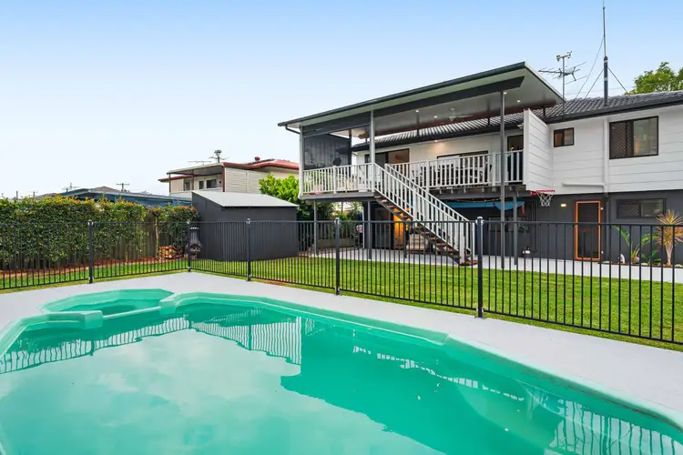 Second view of Homely house listing, 4 Makaha Drive, Birkdale QLD 4159