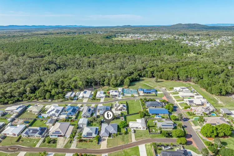 6 Environs Avenue, Cooloola Cove QLD 4580