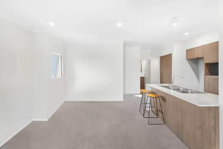 Sixth view of Homely unit listing, 10/20 Besham Parade, Wynnum QLD 4178