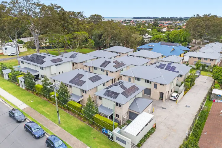 Second view of Homely townhouse listing, 5/5-9 Victor Street, Birkdale QLD 4159