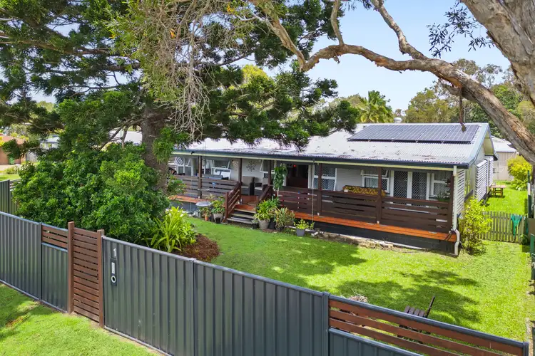 1 Thorne Road, Birkdale QLD 4159