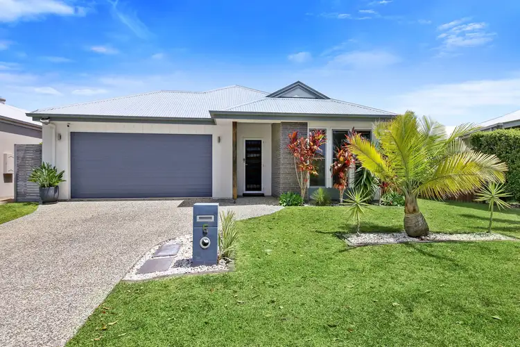 5 Feathertail Place