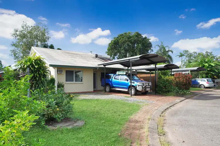 13 Lloyd Road