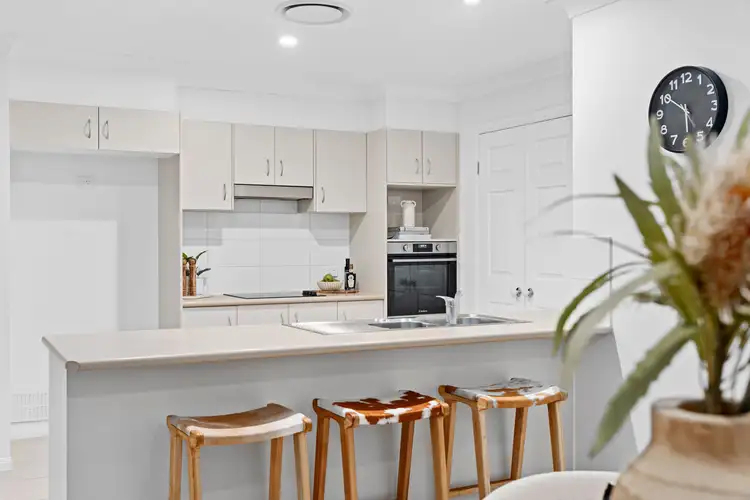 Second view of Homely house listing, 5 Jabiru Place, Cleveland QLD 4163
