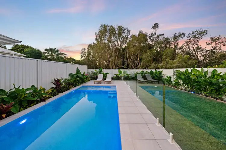 Second view of Homely house listing, 2 Hucker Court, Cleveland QLD 4163