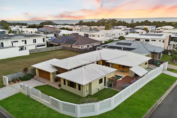 Second view of Homely house listing, 11 Nadine Crescent, Thornlands QLD 4164