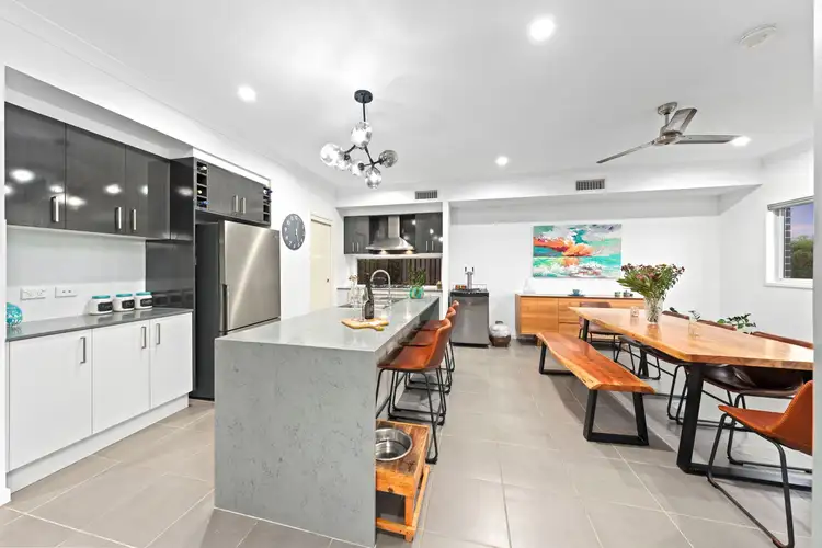 Second view of Homely house listing, 2 Springwater Street, Thornlands QLD 4164