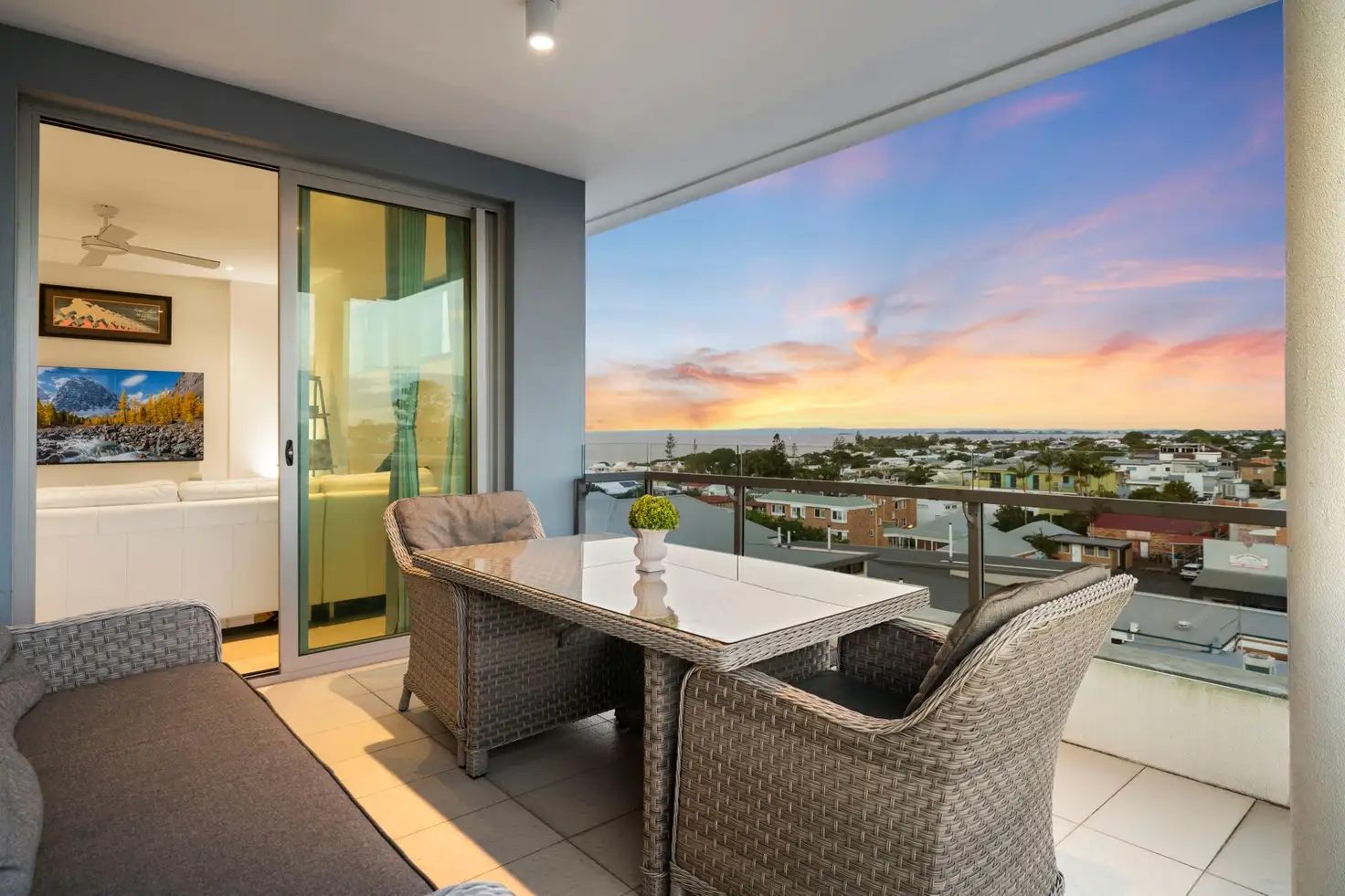 Main view of Homely unit listing, 32/70 Bay Terrace, Wynnum QLD 4178