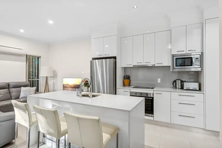 Sixth view of Homely townhouse listing, Unit 4/4 Russell Street, Cleveland QLD 4163