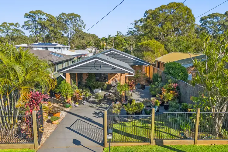 137 Cane Street, Redland Bay QLD 4165