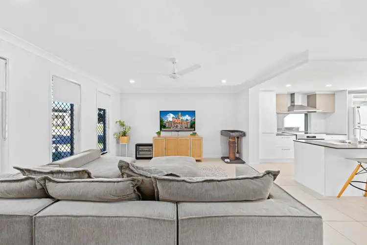 Second view of Homely house listing, 17 Kiama Circuit, Thornlands QLD 4164