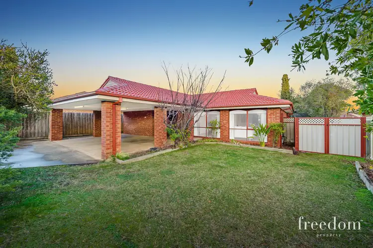 5 Haybale Place, Melton West VIC 3337