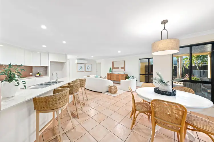 Fifth view of Homely house listing, 2 Grenoble Place, Ormiston QLD 4160