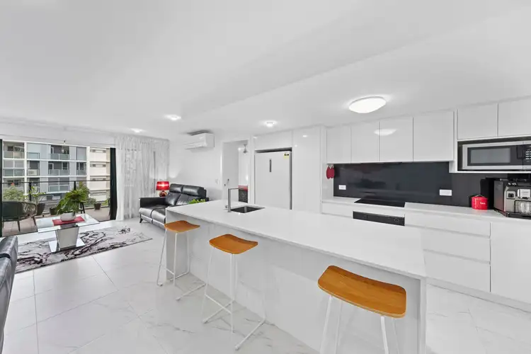Second view of Homely apartment listing, 21/2 Fitzroy Street, Cleveland QLD 4163