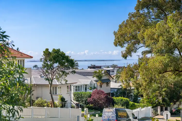 183 Carlton Terrace, Manly QLD 4179