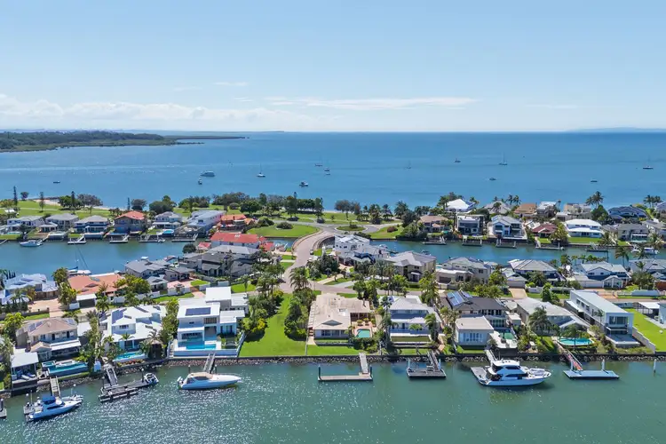 Fifth view of Homely house listing, 33 Seacrest Court, Raby Bay QLD 4163