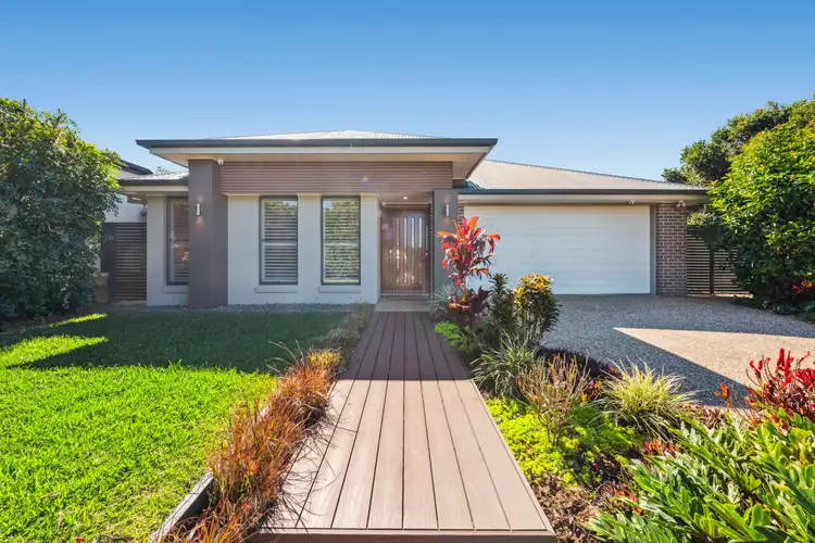 Second view of Homely house listing, 28 Majestic Circuit, Thornlands QLD 4164