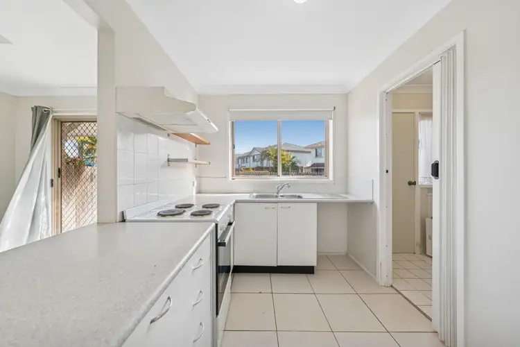 Fifth view of Homely townhouse listing, Unit 25/175-205 Thorneside Road, Thorneside QLD 4158